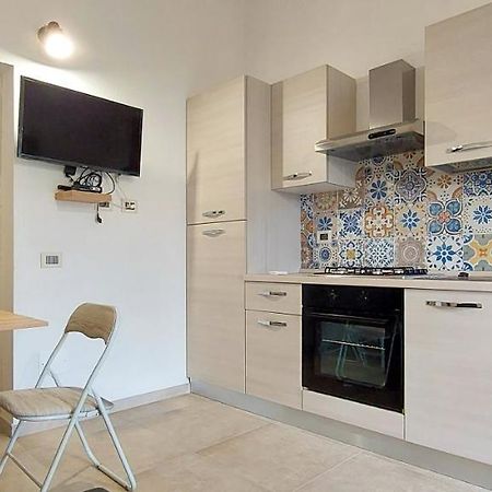 Appartamento Brigida Bilocale 2 Posti Vicino Al Centro San Teodoro  Extérieur photo